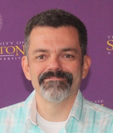 Dr. Juan D. Serna
